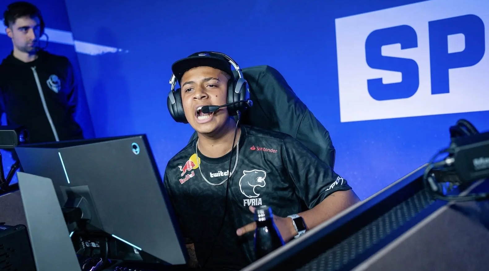 业足球中 业足球中