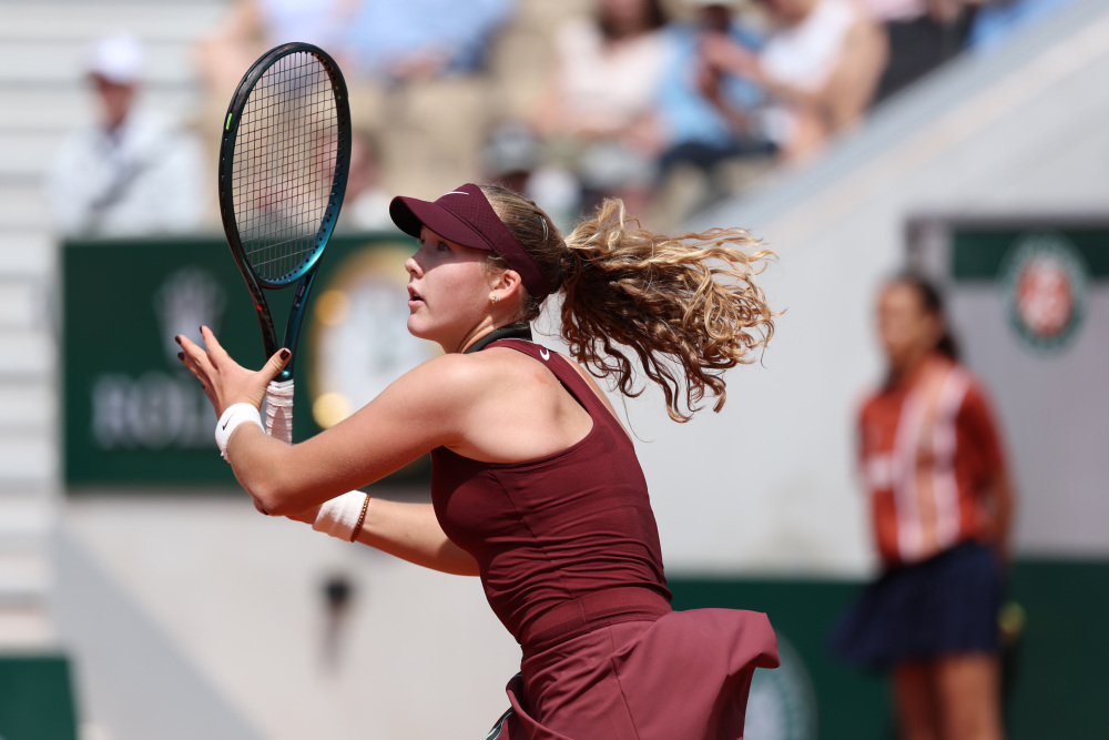 利形成对比 利形成对比